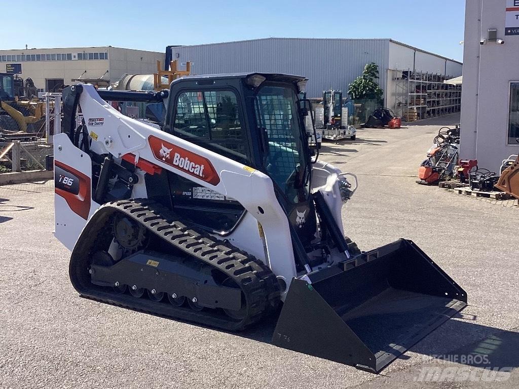 Bobcat T86  스키드로더