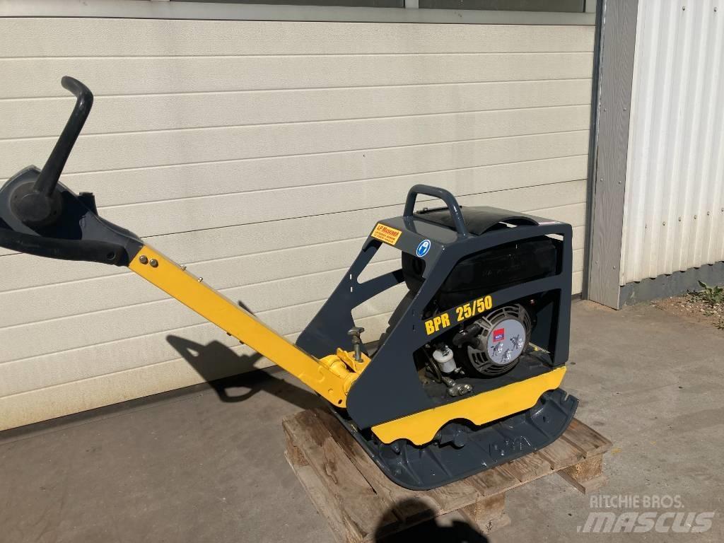Bomag BPR 25/50 진동롤러