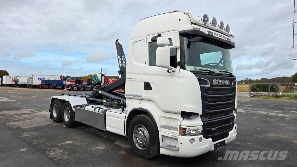 Scania R520 6X4 훅 리프트 트럭