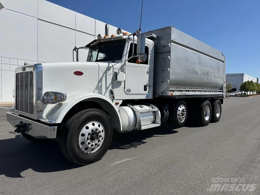 Peterbilt 367 덤프 트럭