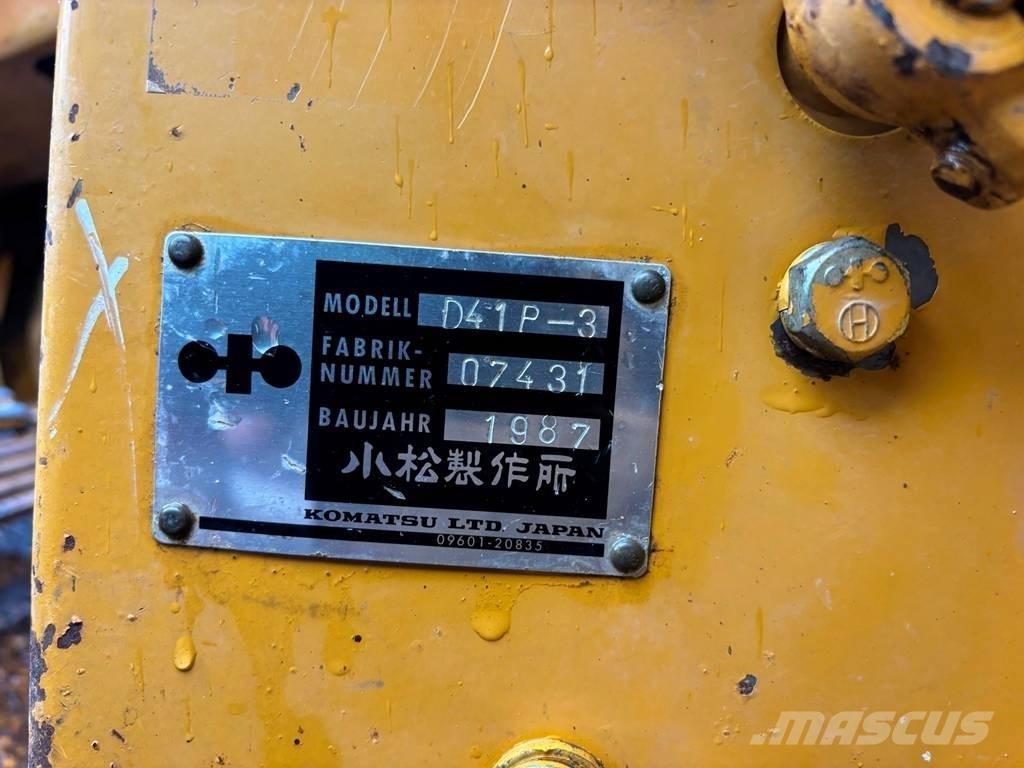 Komatsu D 41 P-3 크롤러 도저