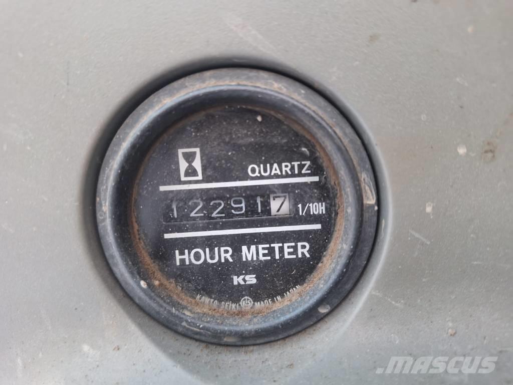 Kobelco SK135SRLC 대형 굴삭기 29톤 이상