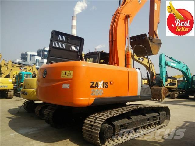 Hitachi ZX 200 대형 굴삭기 29톤 이상