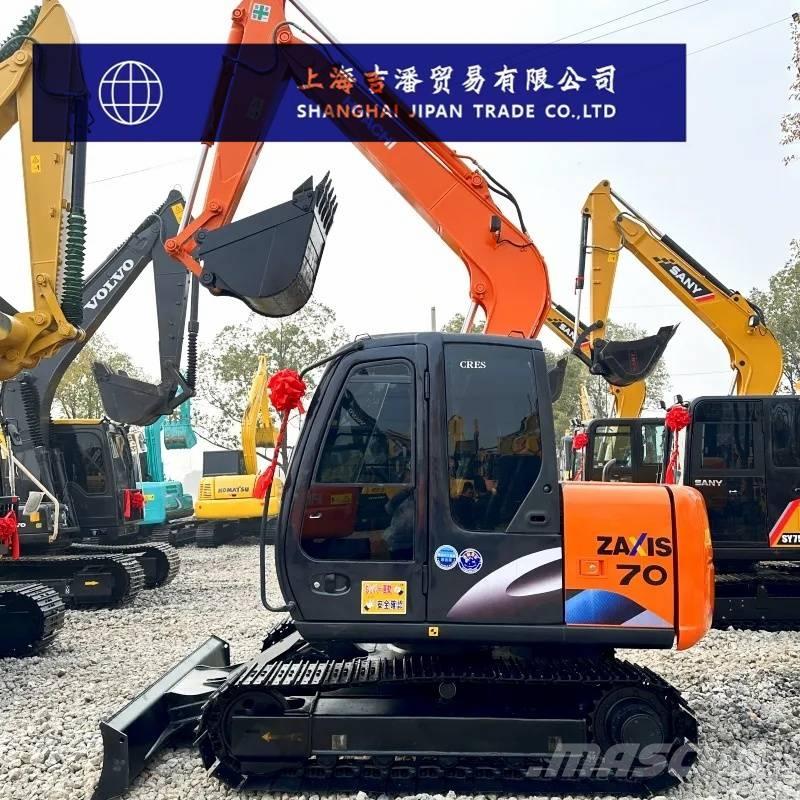 Hitachi ZX 70 소형 굴삭기 7톤 미만