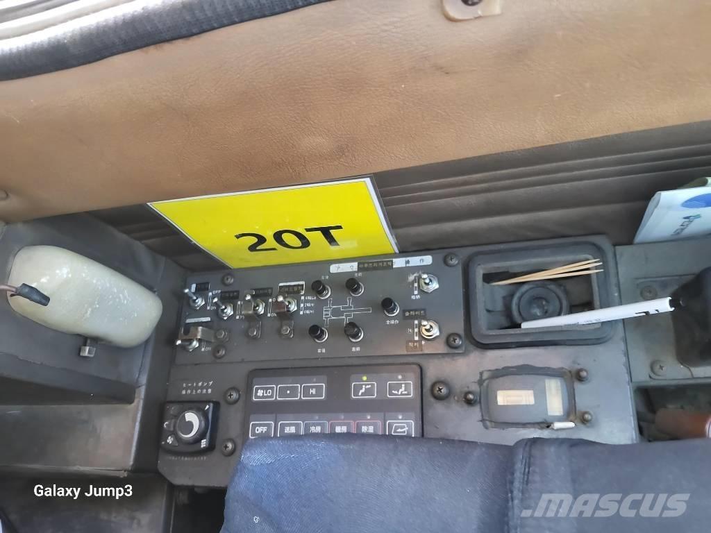 Tadano TR 250 M R/T 크레인