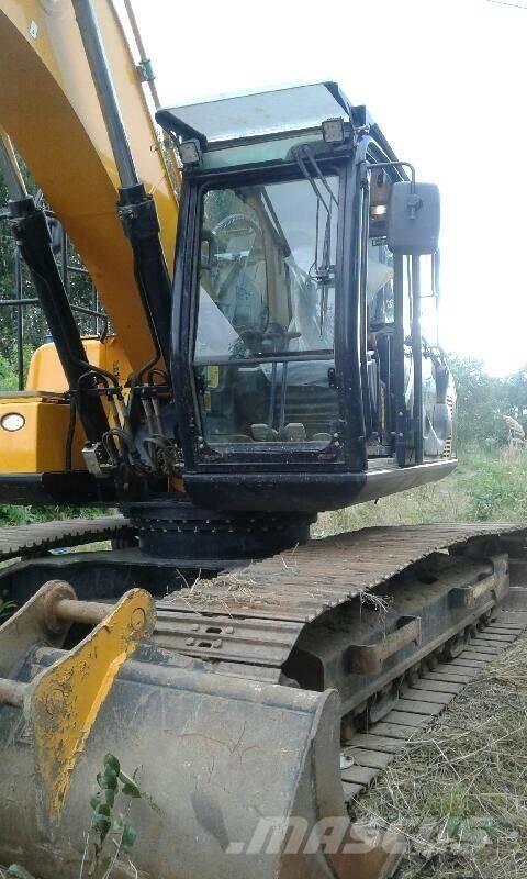 JCB JS220LC 대형 굴삭기 29톤 이상