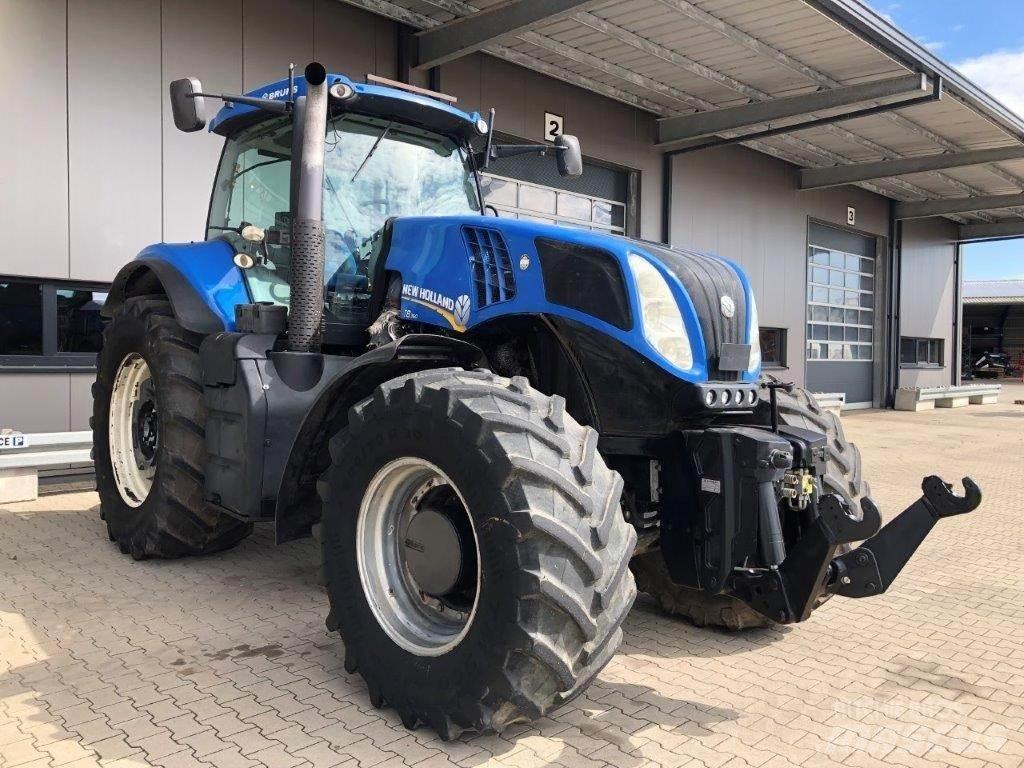 New Holland T8.360 트랙터