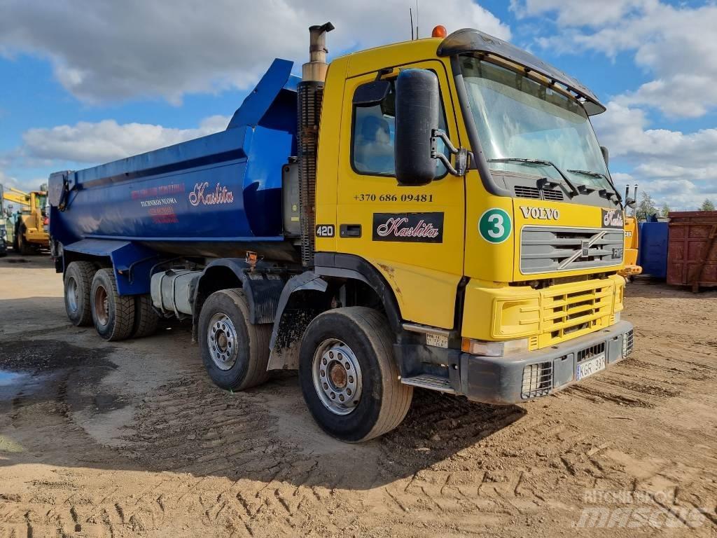 Volvo FM420 스킵 로더 트럭