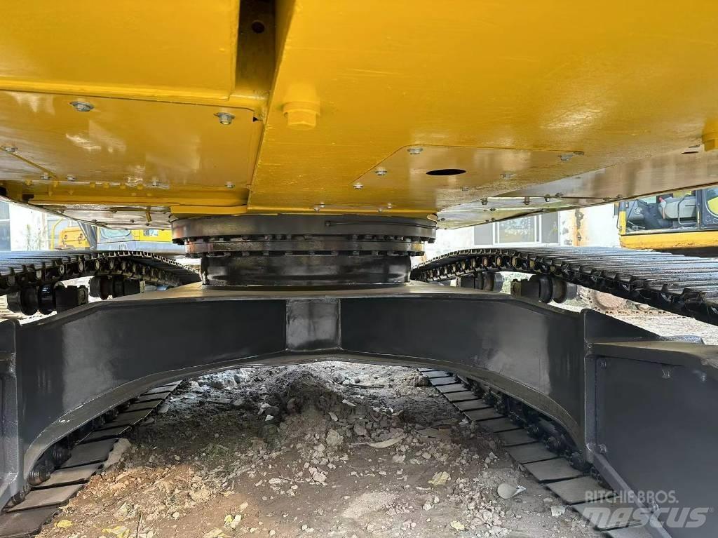 Komatsu PC 300 대형 굴삭기 29톤 이상