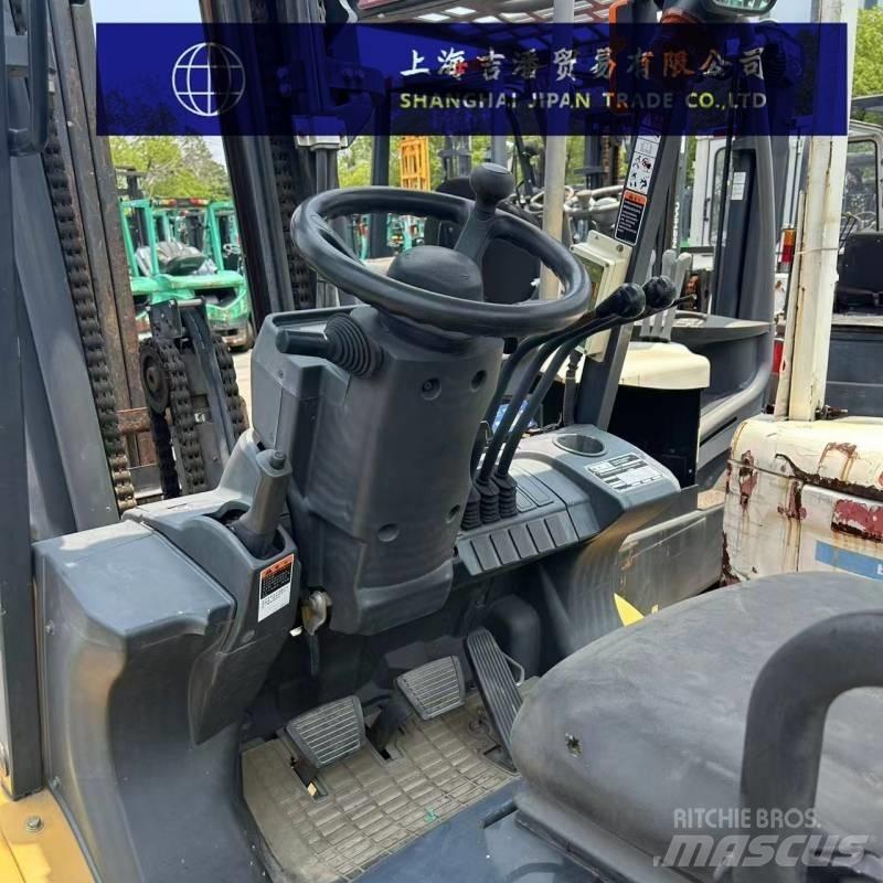 CAT DP 35 N 디젤 지게차