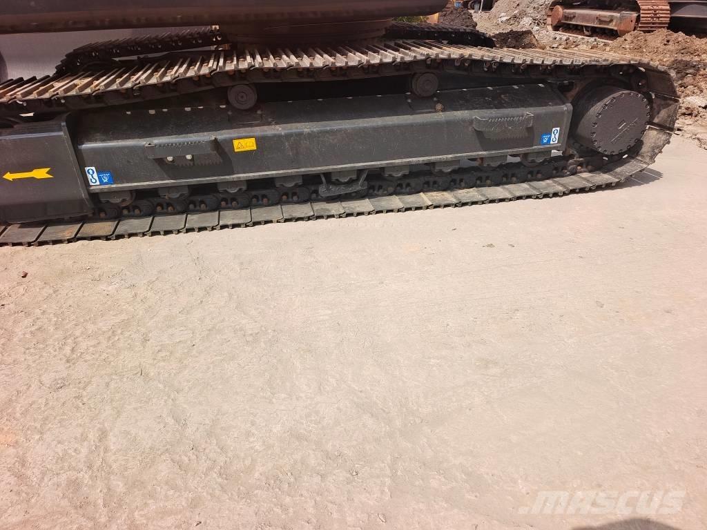 Hyundai HX220 HD 대형 굴삭기 29톤 이상