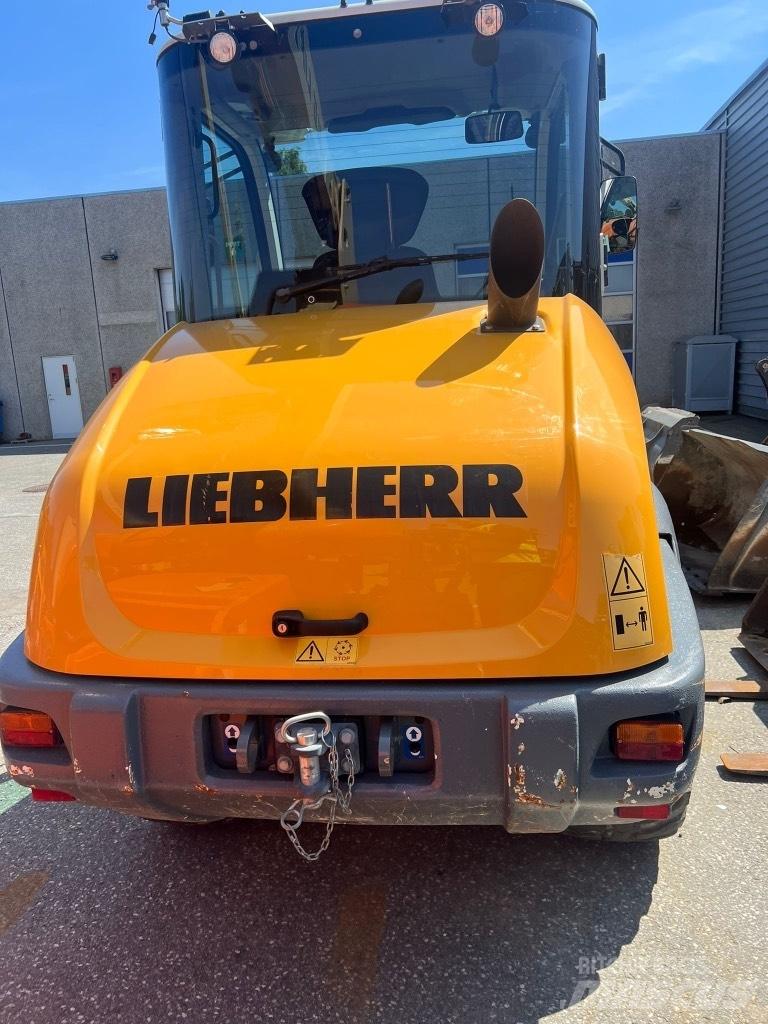 Liebherr L 506  휠로우더