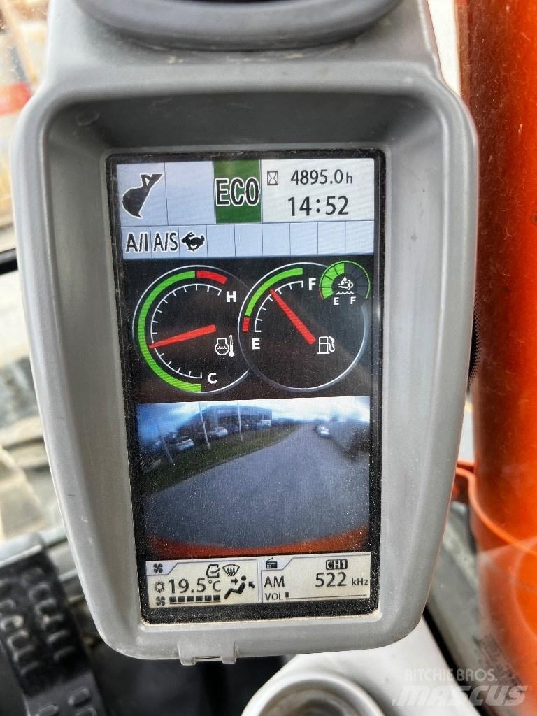 Hitachi ZX 135 US-6 대형 굴삭기 29톤 이상