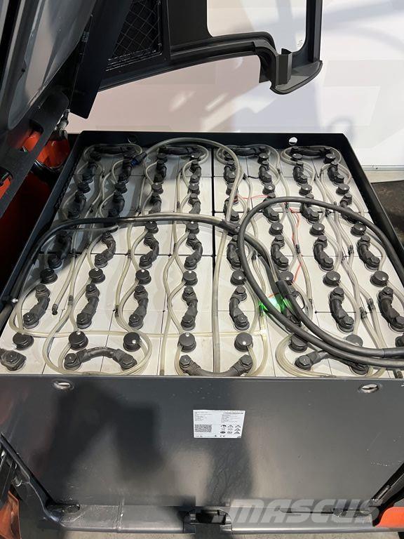 Linde E50HL-01 전동 지게차