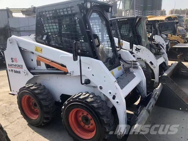 Bobcat S 16  스키드로더