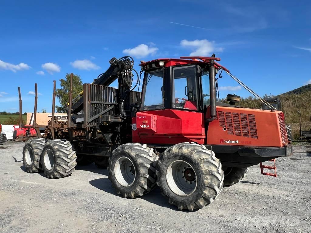 Valmet 840.2 원목 포워더