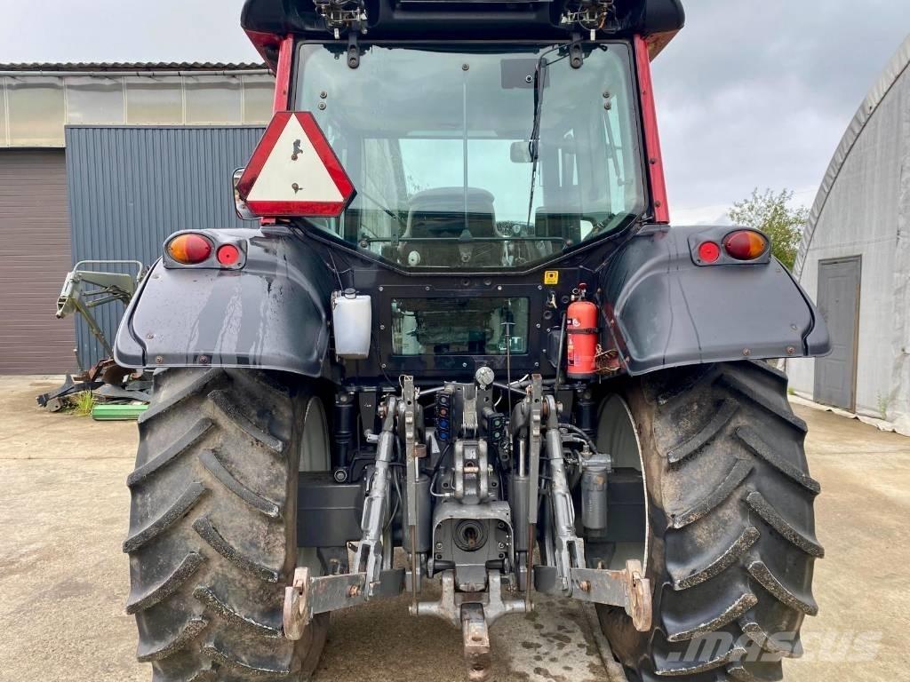 Valtra N 101 HT 트랙터
