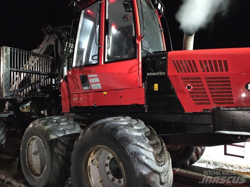 Komatsu 855.1 원목 포워더