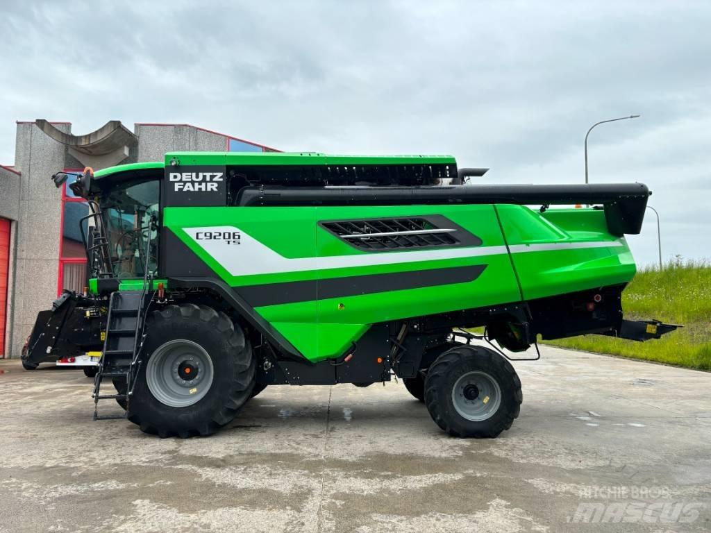 Deutz-Fahr C 9206 TS 콤바인 수확기