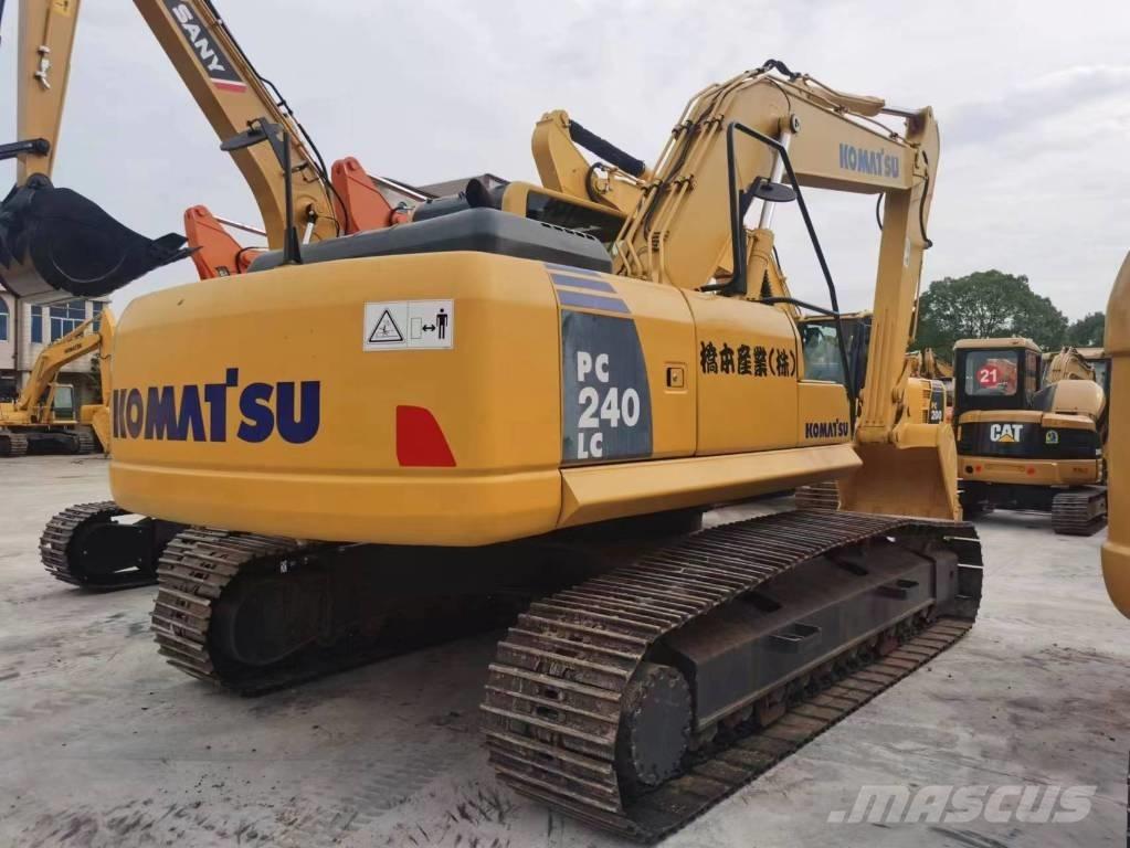 Komatsu PC 240 LC-8 대형 굴삭기 29톤 이상