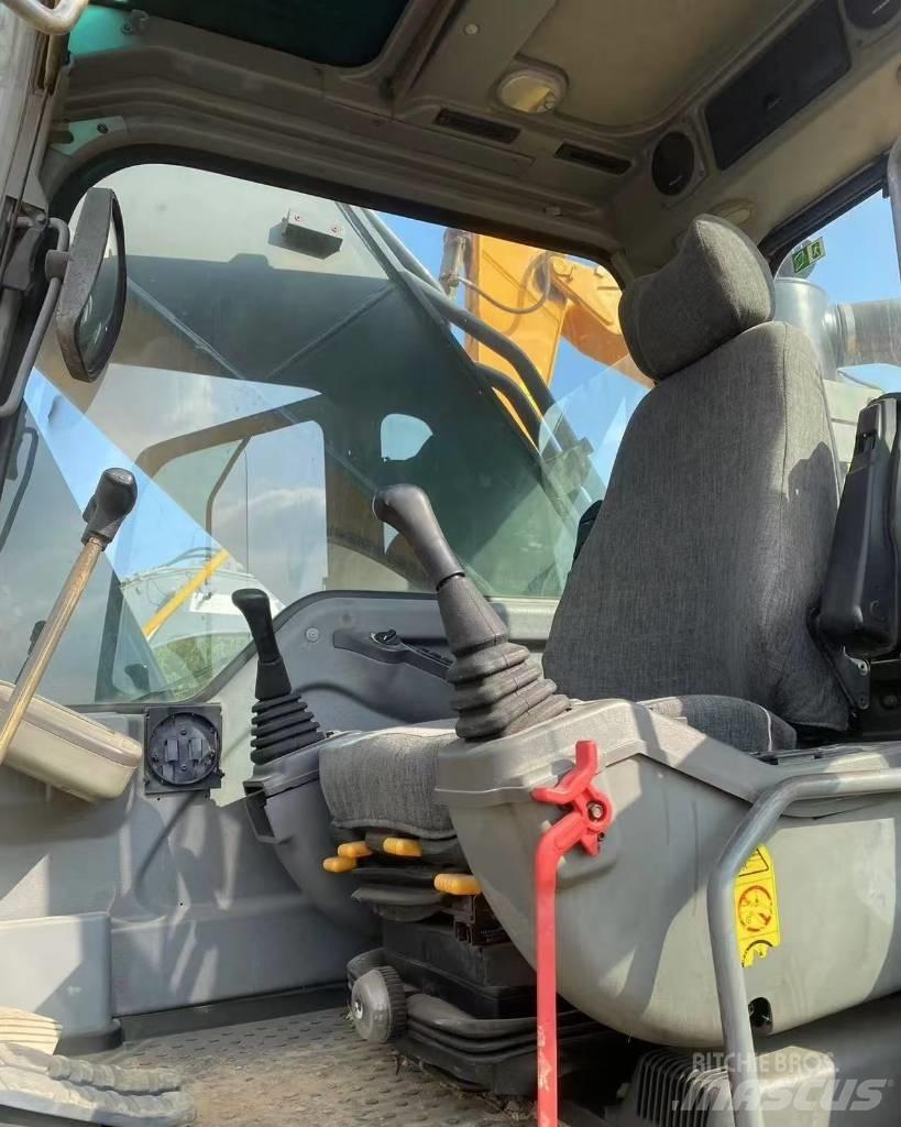 Volvo EC 460 대형 굴삭기 29톤 이상