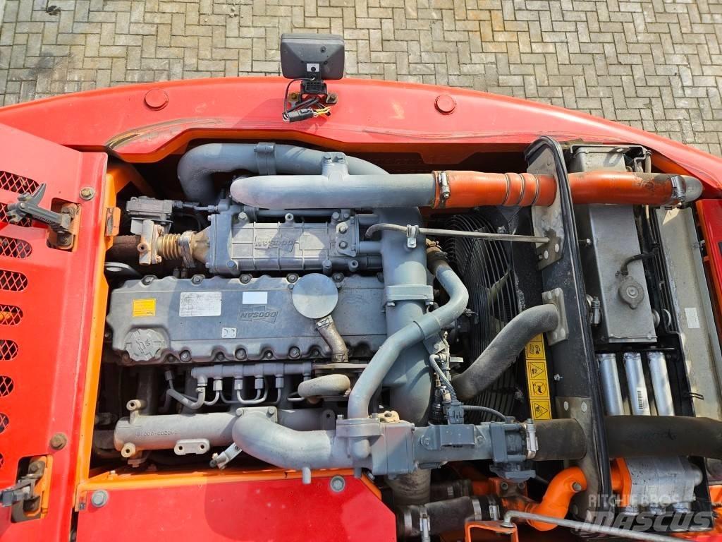 Doosan DX 140 W-3  휠 굴삭기