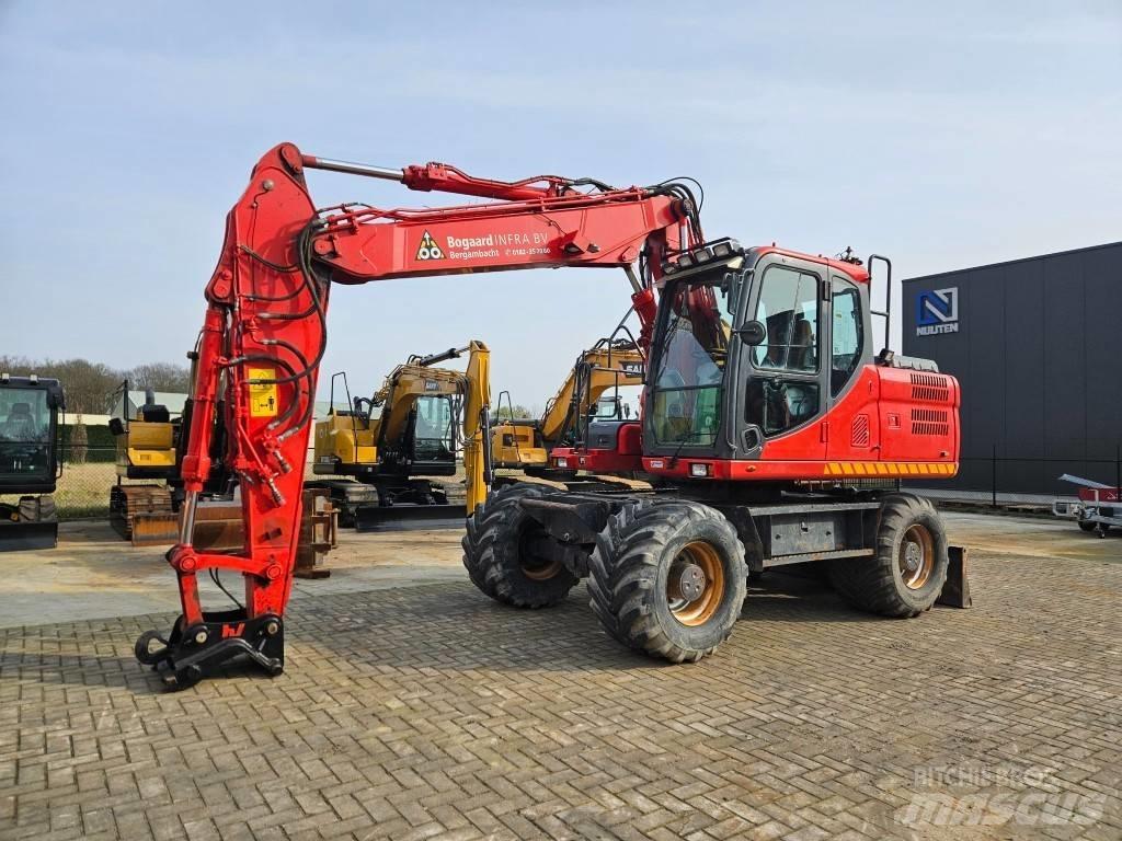 Doosan DX 140 W-3  휠 굴삭기