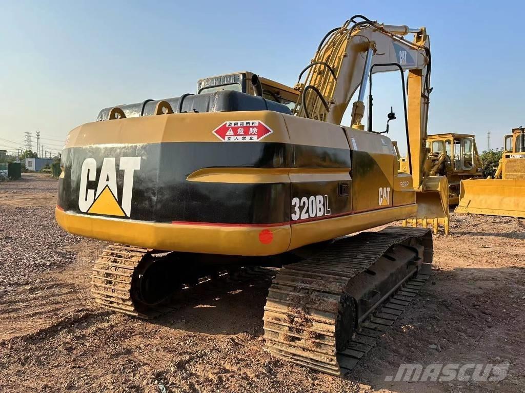 CAT 320 B 대형 굴삭기 29톤 이상