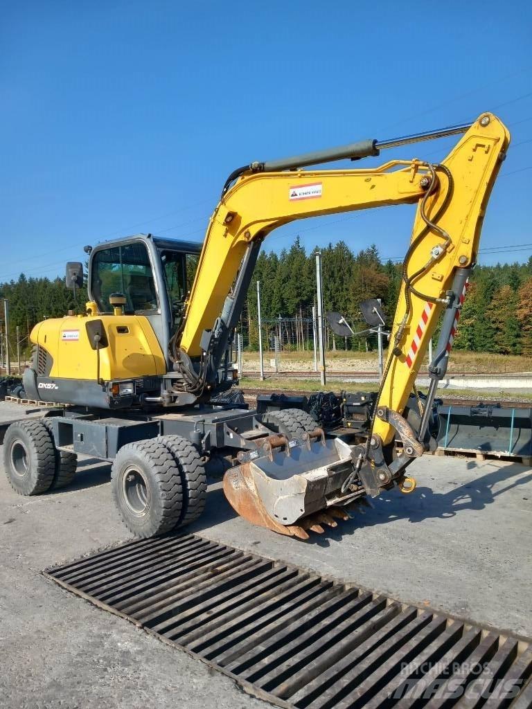 Doosan DX 57 W-5  휠 굴삭기