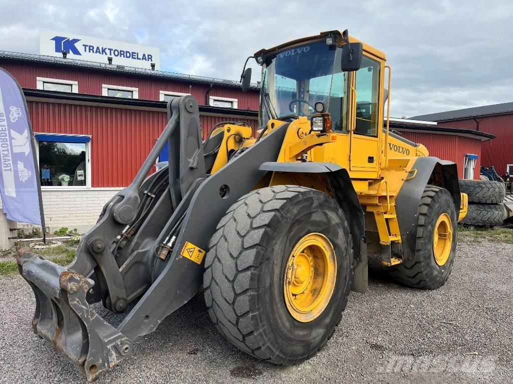 Volvo L 120 E  휠로우더