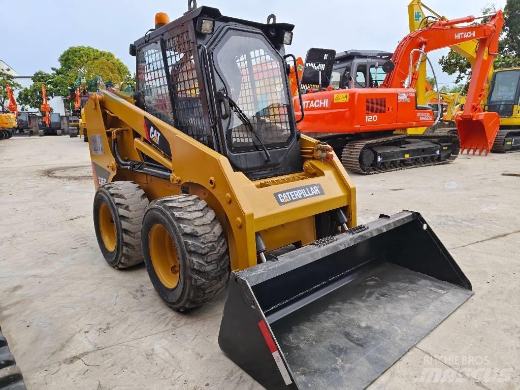 CAT 226 C  스키드로더