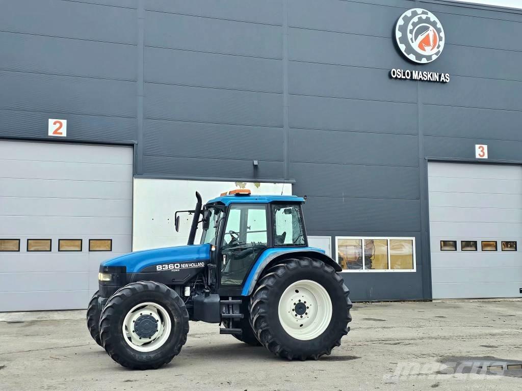 New Holland 8360 DT 트랙터