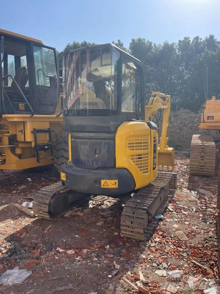 Komatsu PC 35 대형 굴삭기 29톤 이상