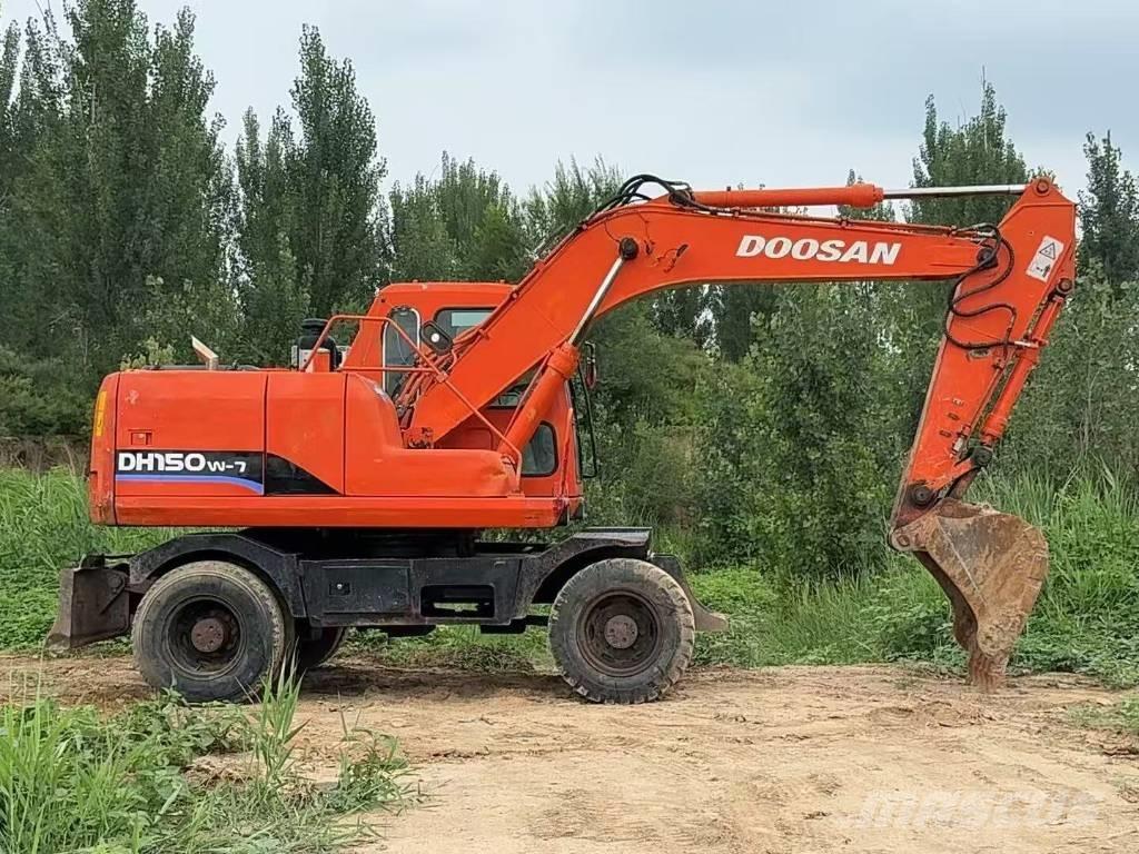 Doosan DH 150 W-7  휠 굴삭기