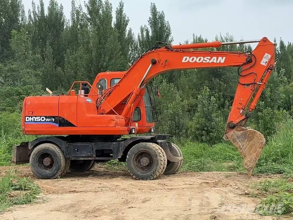 Doosan DH 150 W-7  휠 굴삭기