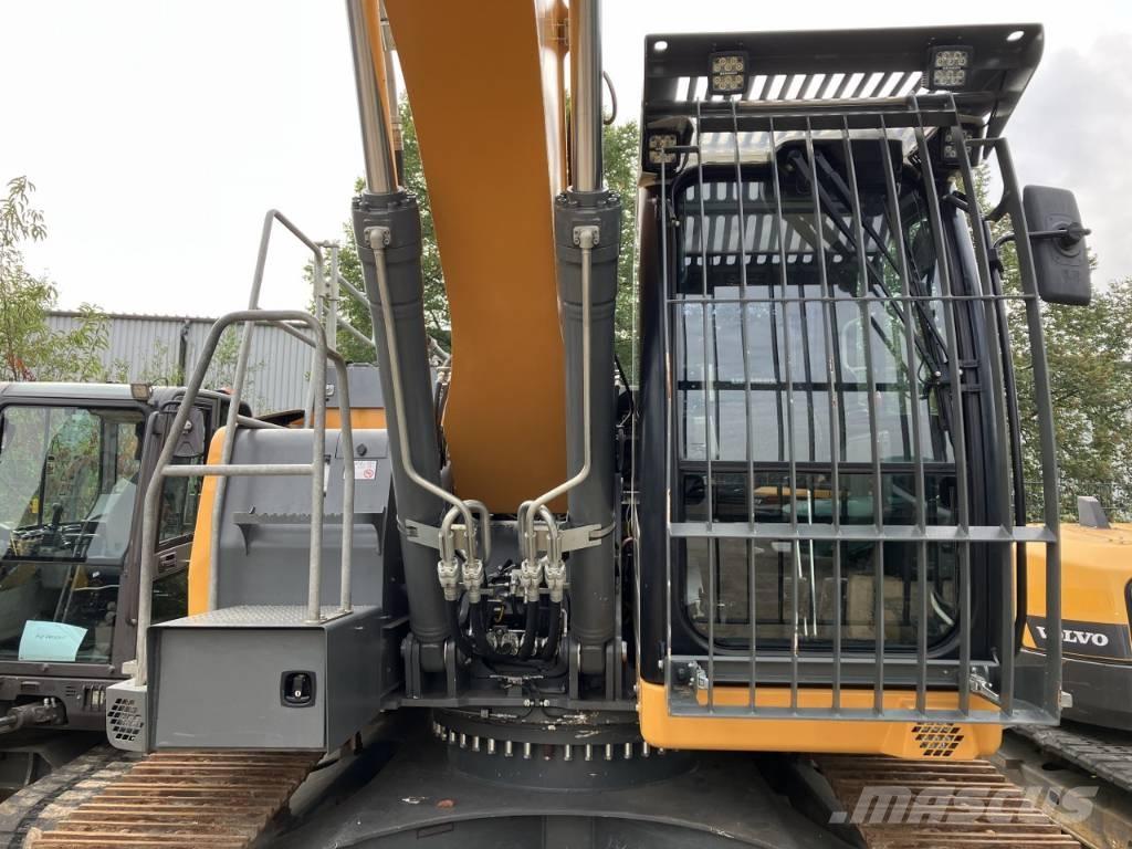 Liebherr R 922 LC 대형 굴삭기 29톤 이상