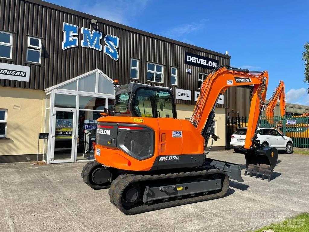 Develon DX 85 R-7 중형굴삭기 7톤-28톤