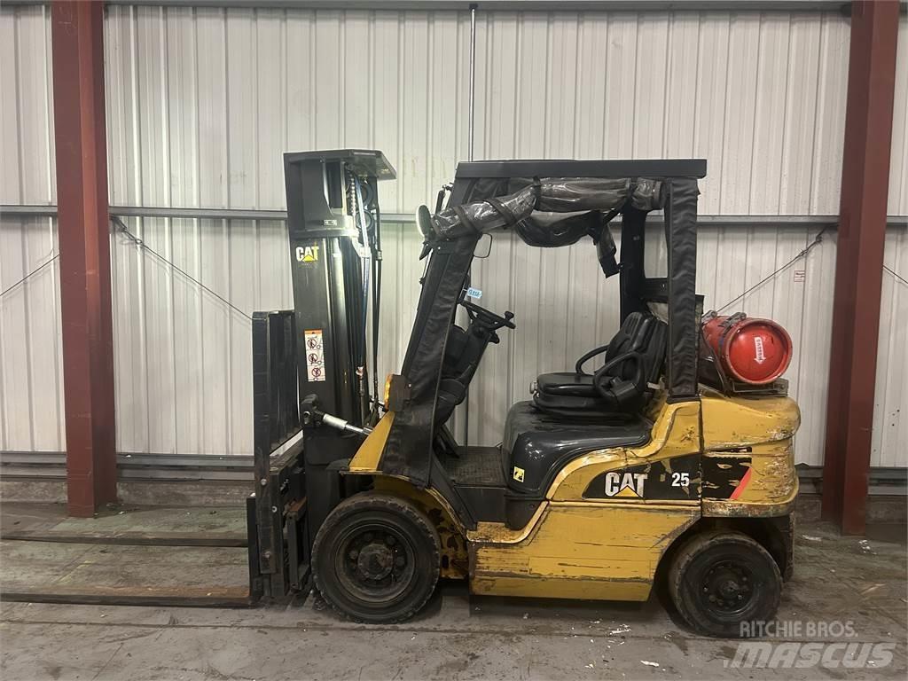 CAT GP25NT LPG 지게차