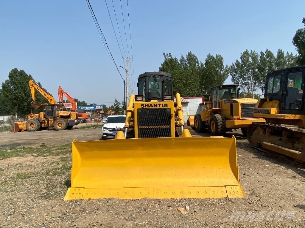 Shantui SD 16 크롤러 도저