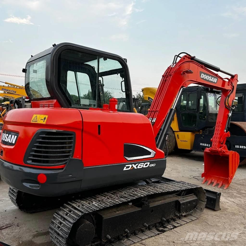 Doosan DX60-9C 소형 굴삭기 7톤 미만