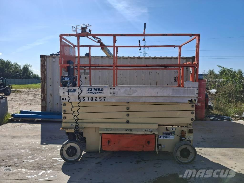 JLG 3246ES 가위형 리프트