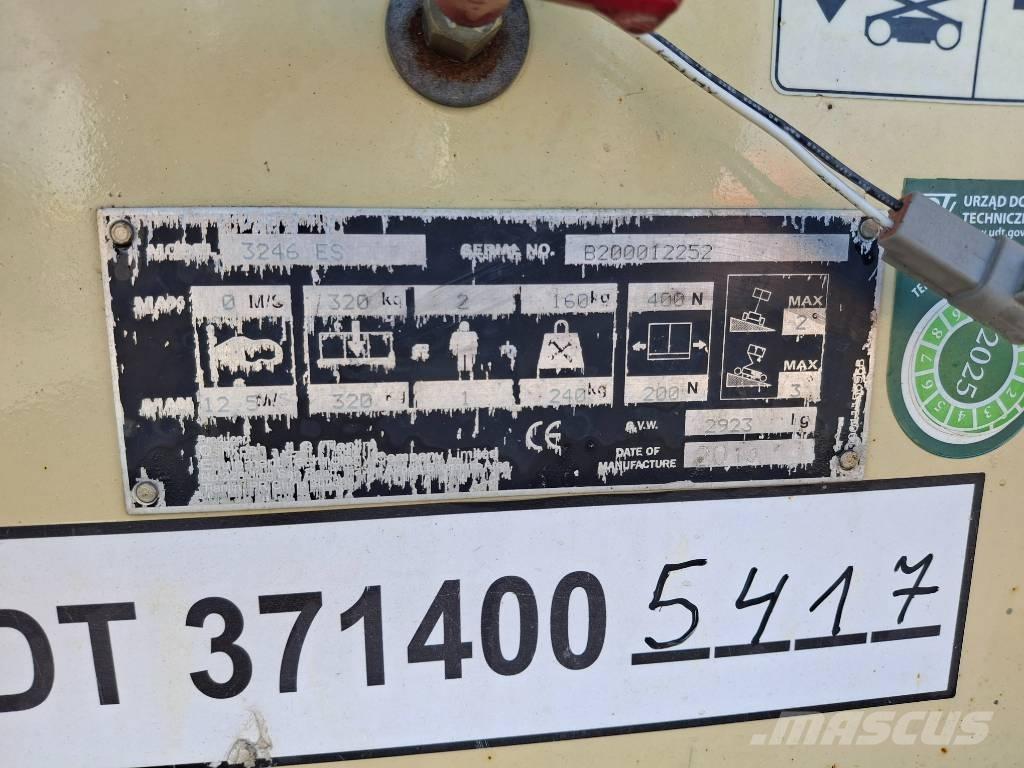 JLG 3246ES 가위형 리프트