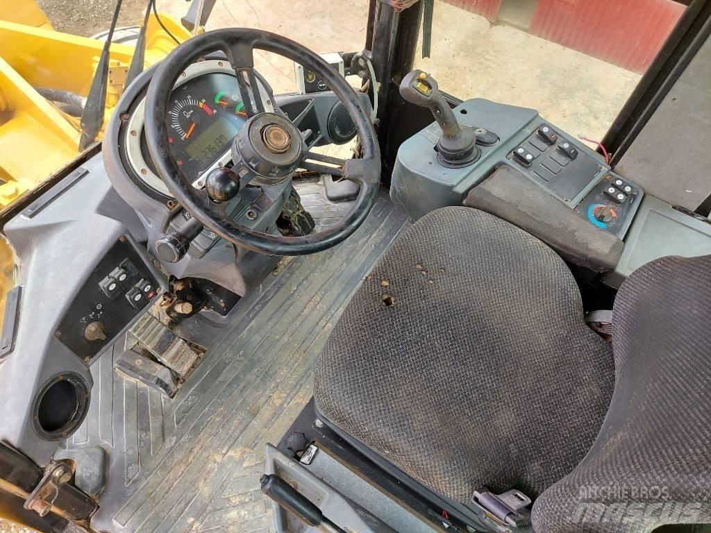CAT 938 H  휠로우더