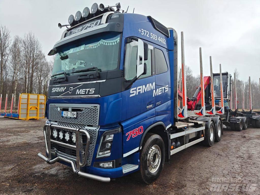 Volvo FH 16 750 목재 트럭