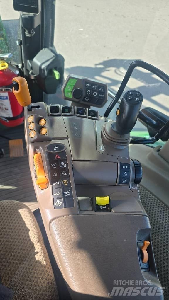 John Deere 5125R 트랙터