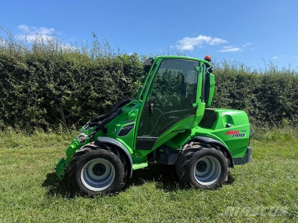 Avant 860 i  휠로우더