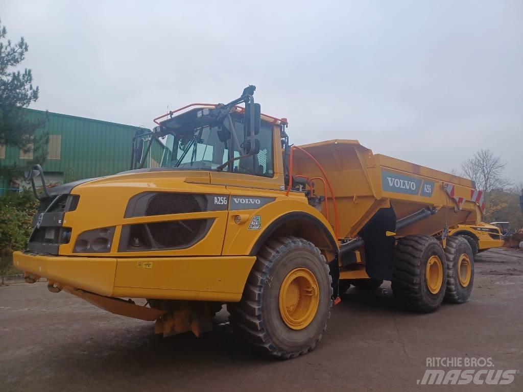 Volvo A 25 G 연결식 홀러