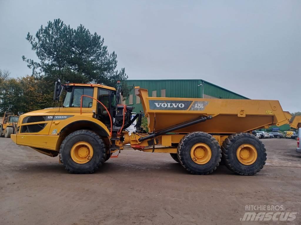 Volvo A 25 G 연결식 홀러