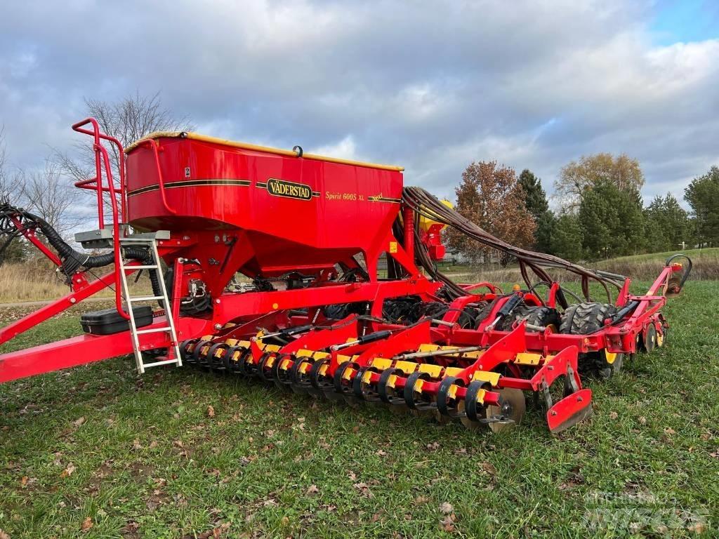 Väderstad Spirit600S 드릴