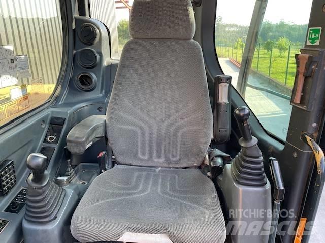 Hyundai R 80 CR-9A 중형굴삭기 7톤-28톤